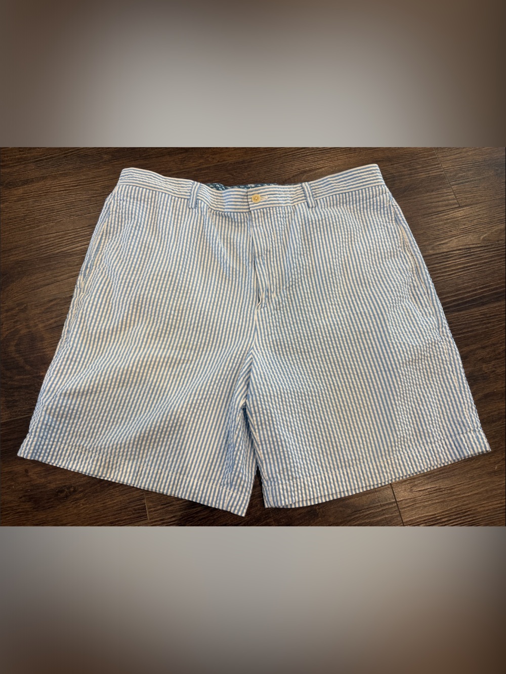 Vineyard Vines Blue and White Seersucker Men’s Shorts